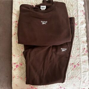 Reebok Matching Sweat Set